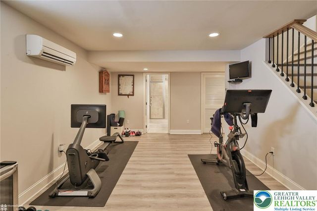 409 Colver Road, Bushkill Twp, PA 18064