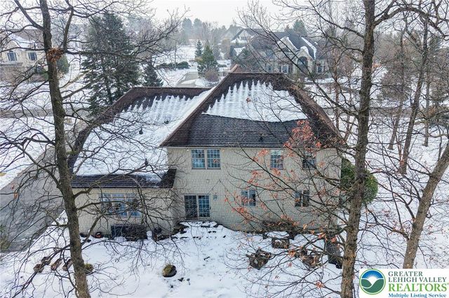 409 Colver Road, Bushkill Twp, PA 18064
