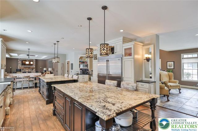 409 Colver Road, Bushkill Twp, PA 18064