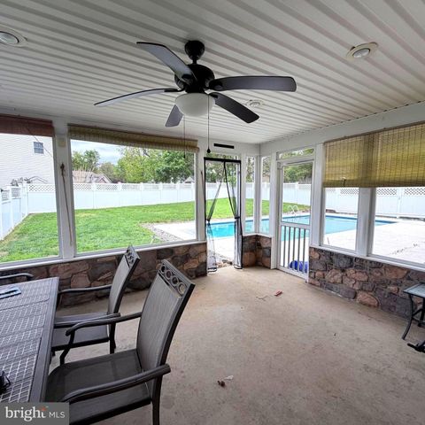 631 ERIC DRIVE, Shippensburg, PA 17257