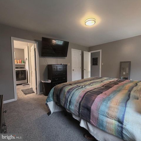 631 ERIC DRIVE, Shippensburg, PA 17257