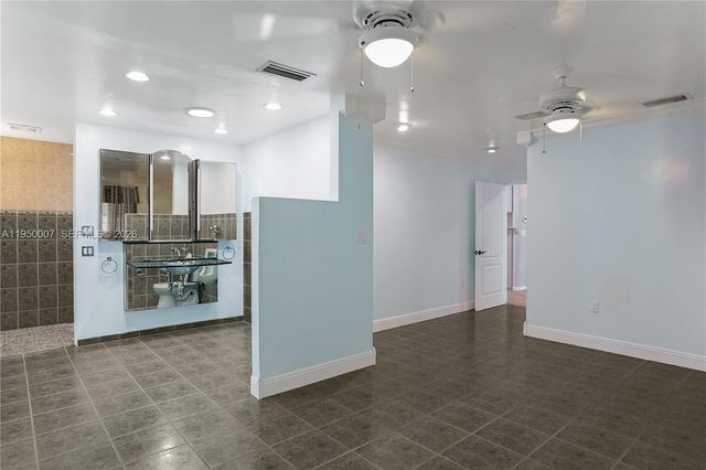 11121 SW 203rd Ter -, Cutler Bay, FL 33189