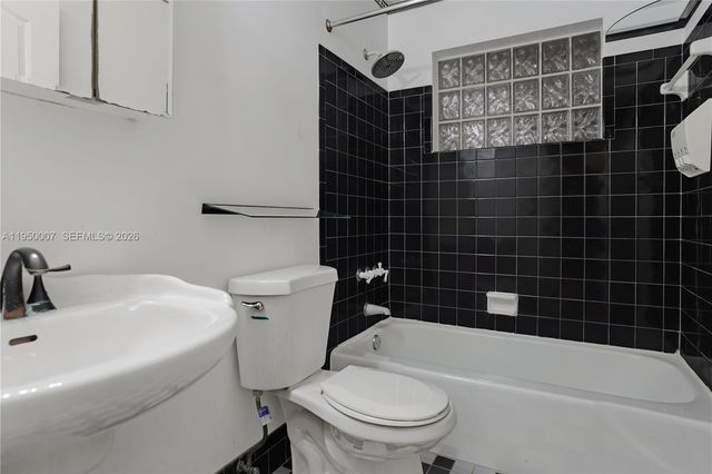 11121 SW 203rd Ter -, Cutler Bay, FL 33189