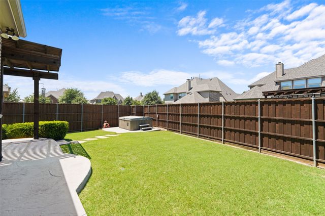 8747 Kelvington Drive, Frisco, TX 75035