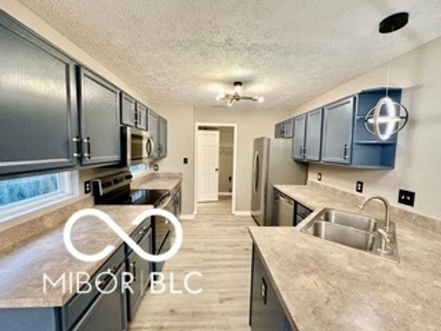 623 Scotch Pine Drive, Greenwood, IN 46143