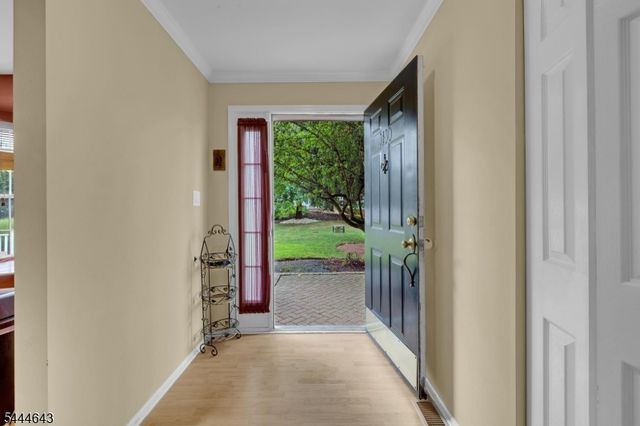 1430 Magnolia Ln, Branchburg Twp., NJ 08876