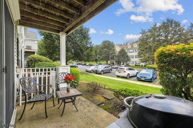 1430 Magnolia Ln, Branchburg Twp., NJ 08876