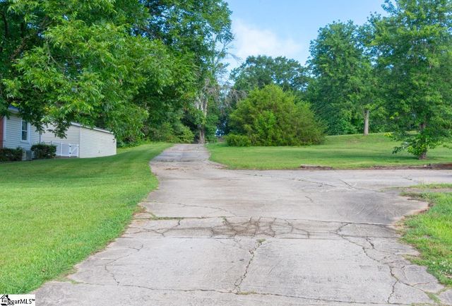 663 Arlington Road, Greer, SC 29651