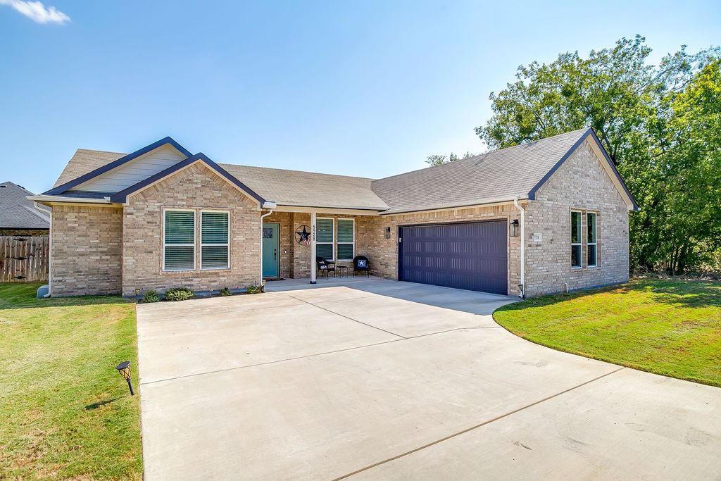 5528 Mesa Loop, Granbury, TX 76048