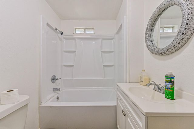 3822 Wipprecht Street, Houston, TX 77026