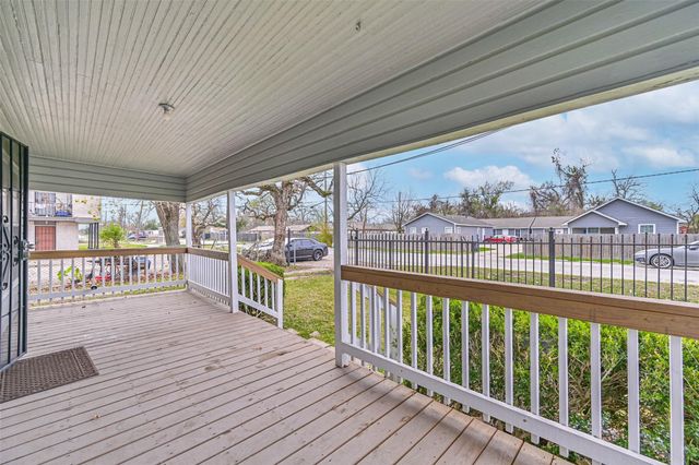 3822 Wipprecht Street, Houston, TX 77026