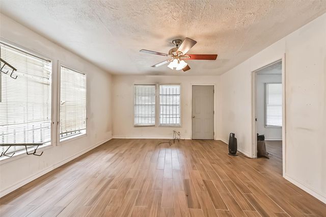 3822 Wipprecht Street, Houston, TX 77026