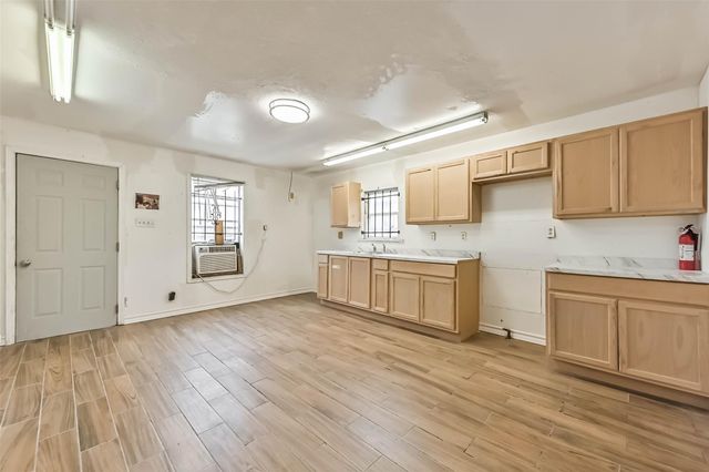 3822 Wipprecht Street, Houston, TX 77026