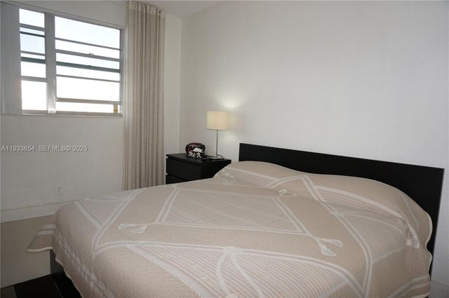 19390 Collins Avenue PH-26, Sunny Isles Beach, FL 33160