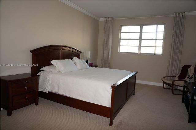 19390 Collins Avenue PH-26, Sunny Isles Beach, FL 33160