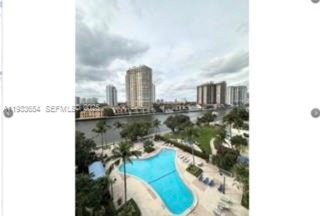 19390 Collins Avenue PH-26, Sunny Isles Beach, FL 33160