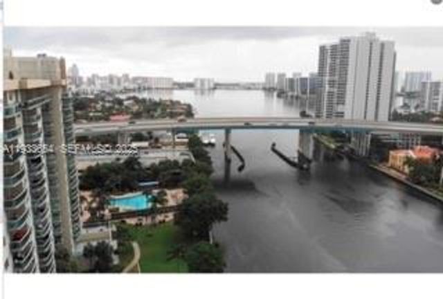 19390 Collins Avenue PH-26, Sunny Isles Beach, FL 33160