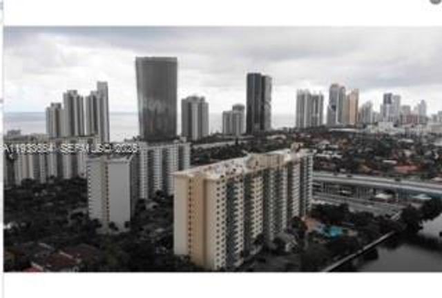 19390 Collins Avenue PH-26, Sunny Isles Beach, FL 33160