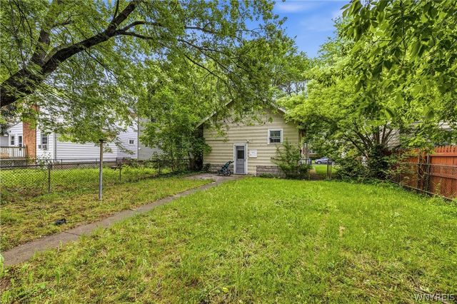 2248 Willow Avenue, Niagara Falls, NY 14305