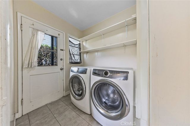 2718 W 15th, Los Angeles, CA 90006