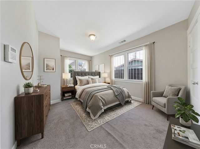 2718 W 15th, Los Angeles, CA 90006