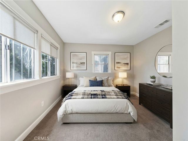 2718 W 15th, Los Angeles, CA 90006