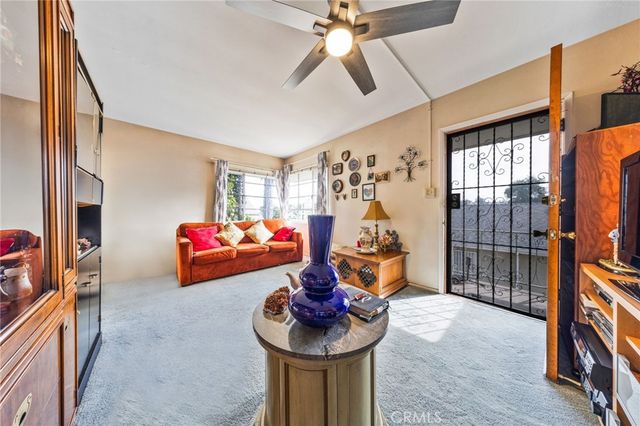 2718 W 15th, Los Angeles, CA 90006