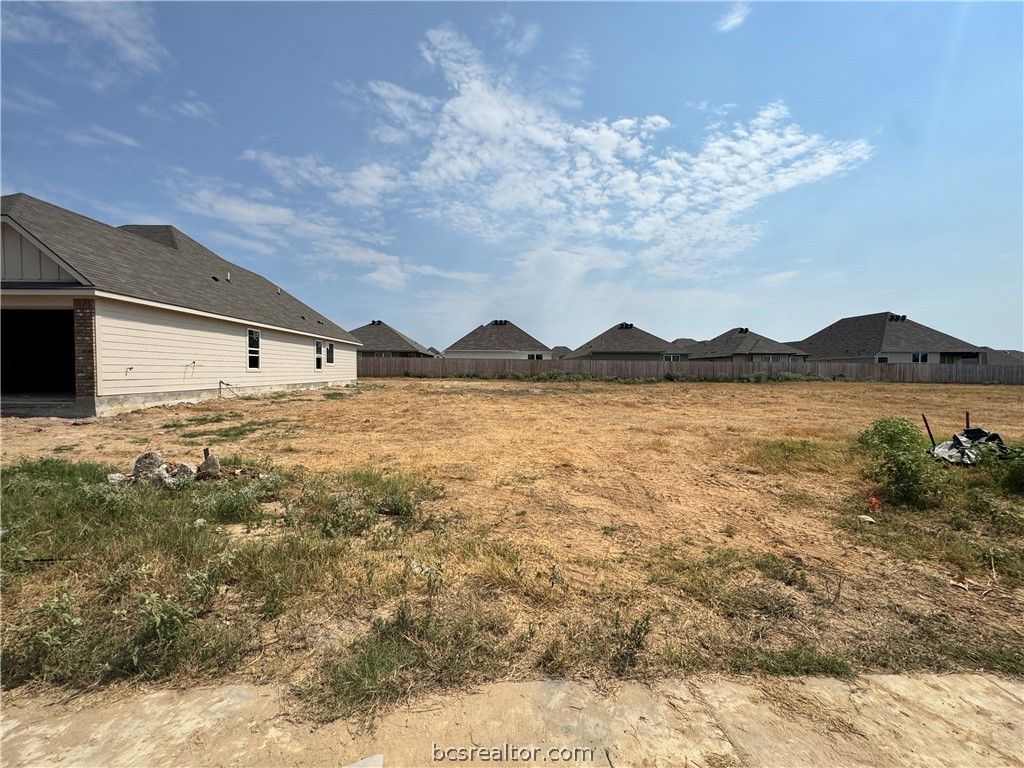 2506 Maskavich Court, Bryan, TX 77807 — exterior