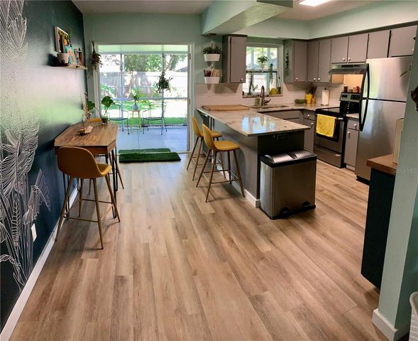 548 MACLEOD TERRACE, Dunedin, FL 34698