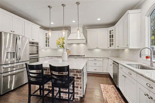 2153 Whitestone SE Court, Smyrna, GA 30080