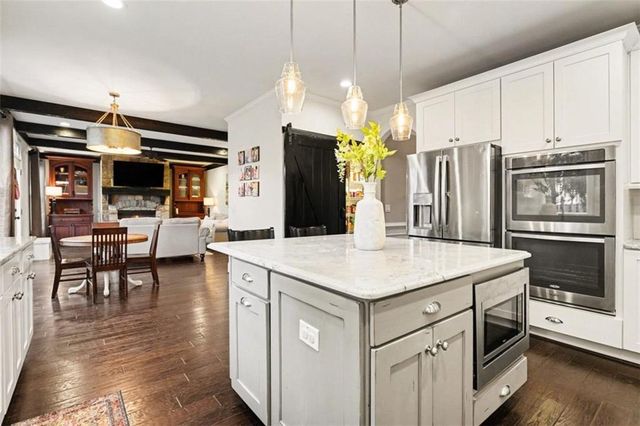 2153 Whitestone SE Court, Smyrna, GA 30080