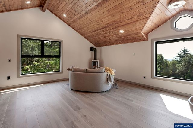 3383 Hillwood Rd SE, Jefferson, OR 97352
