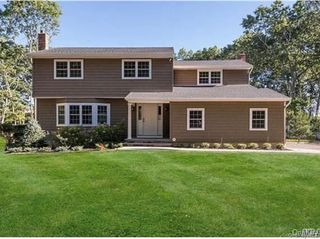 29 Thornwood Drive, Dix Hills, NY 11746