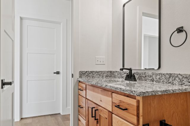 12 Cocobolo Drive 25, Reeds Spring, MO 65737