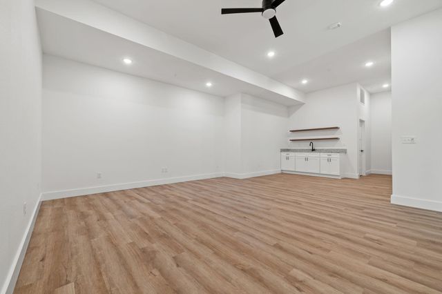 12 Cocobolo Drive 25, Reeds Spring, MO 65737