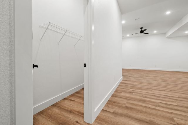 12 Cocobolo Drive 25, Reeds Spring, MO 65737