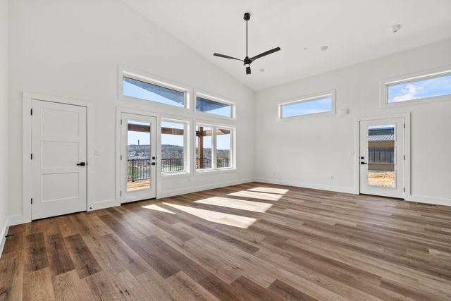 12 Cocobolo Drive 25, Reeds Spring, MO 65737