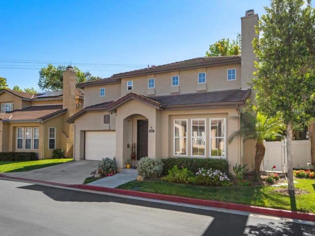 2039 Freedom Way, Vista, CA 92081