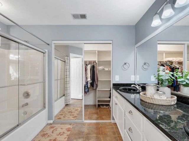 2039 Freedom Way, Vista, CA 92081