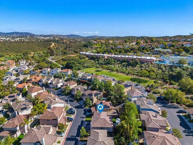 2039 Freedom Way, Vista, CA 92081