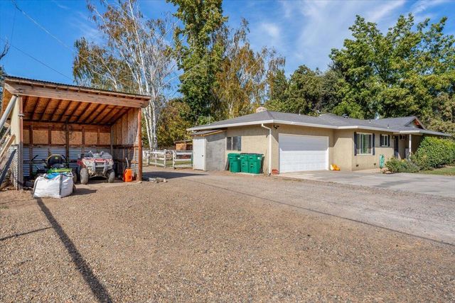 21118 Merrill Lane, Anderson, CA 96007