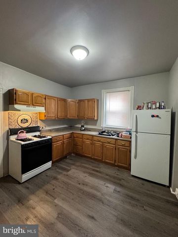 533 BUTTONWOOD ST, Norristown, PA 19401