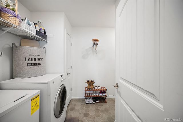 6618 Cumbre Vista Way, Colorado Springs, CO 80924