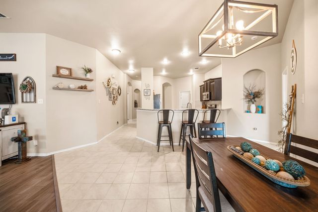 112 Sumac Drive, Waxahachie, TX 75165