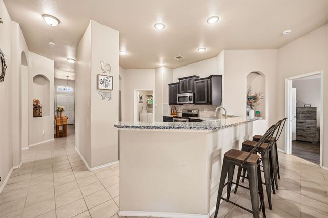 112 Sumac Drive, Waxahachie, TX 75165