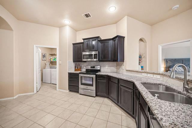 112 Sumac Drive, Waxahachie, TX 75165