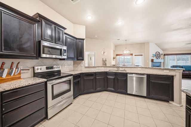 112 Sumac Drive, Waxahachie, TX 75165