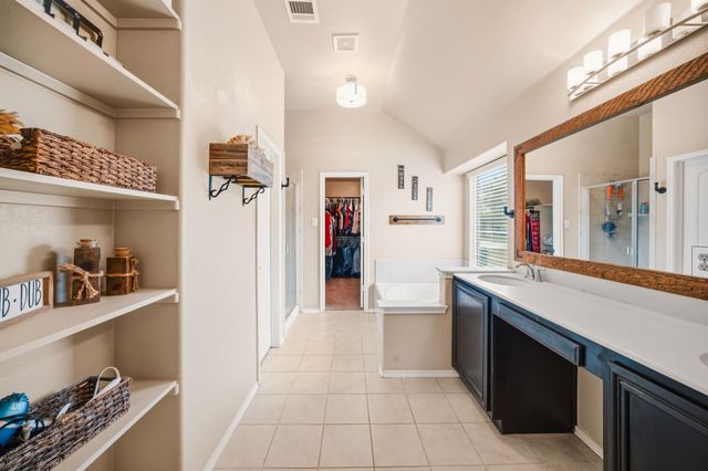 112 Sumac Drive, Waxahachie, TX 75165