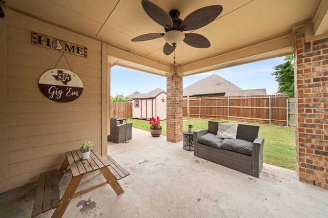 112 Sumac Drive, Waxahachie, TX 75165