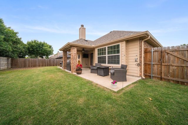 112 Sumac Drive, Waxahachie, TX 75165